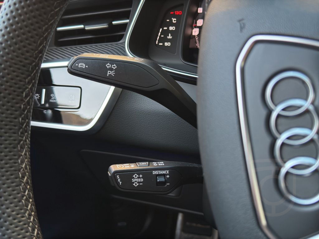 Audi RS6 Avant 4.0 TFSI*QUATTRO*PANO*HEADUP*CARBON*