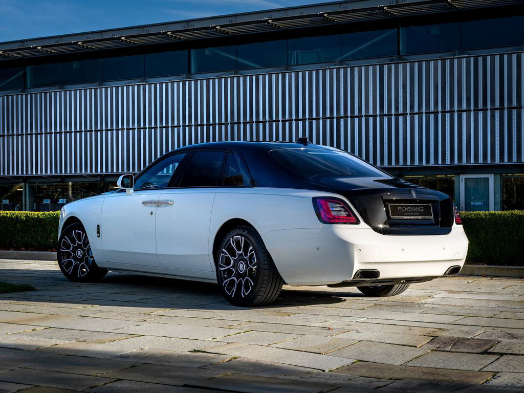 Rolls-Royce Ghost Black Badge *PROVENANCE*