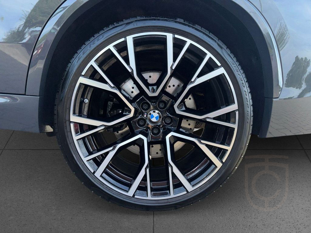 BMW X5 M Comp B/W Pano M Driver's Fond-Entertainment