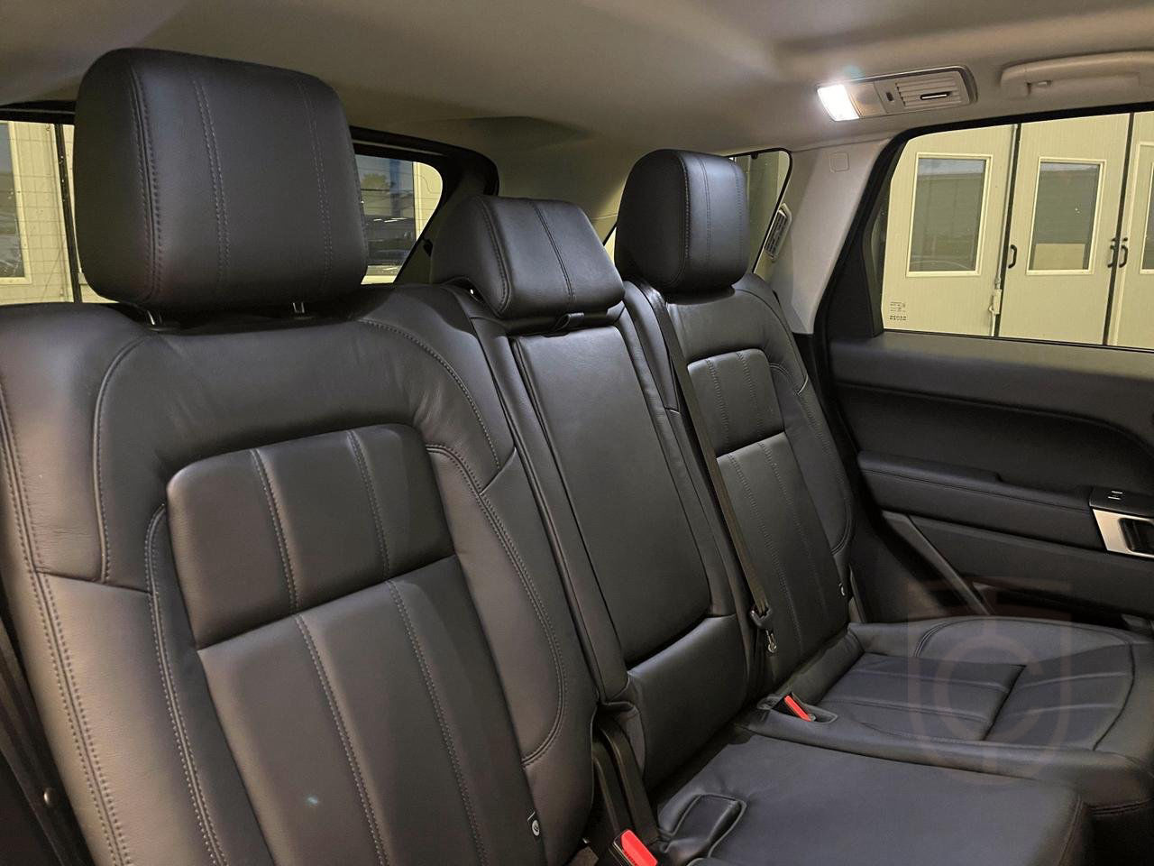 Land Rover Range Rover Sport 3.0 SDV6 AWD SIGNATURE