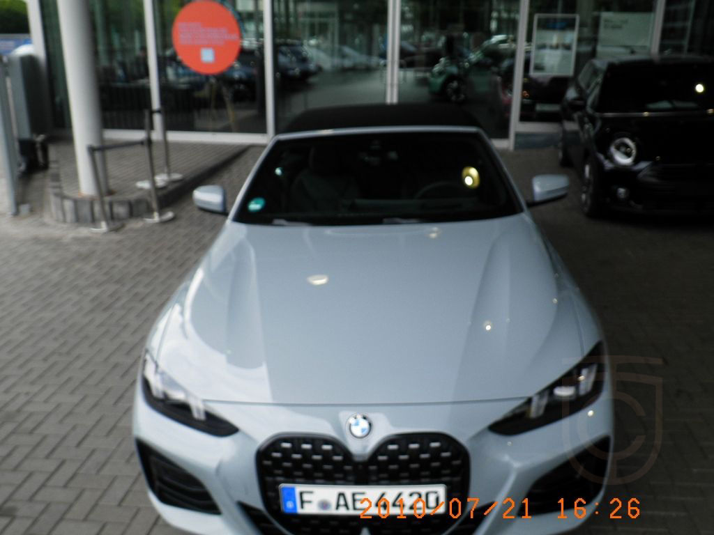 BMW 420 i Cabrio Sportpaket Navi Digitales Cockpit M