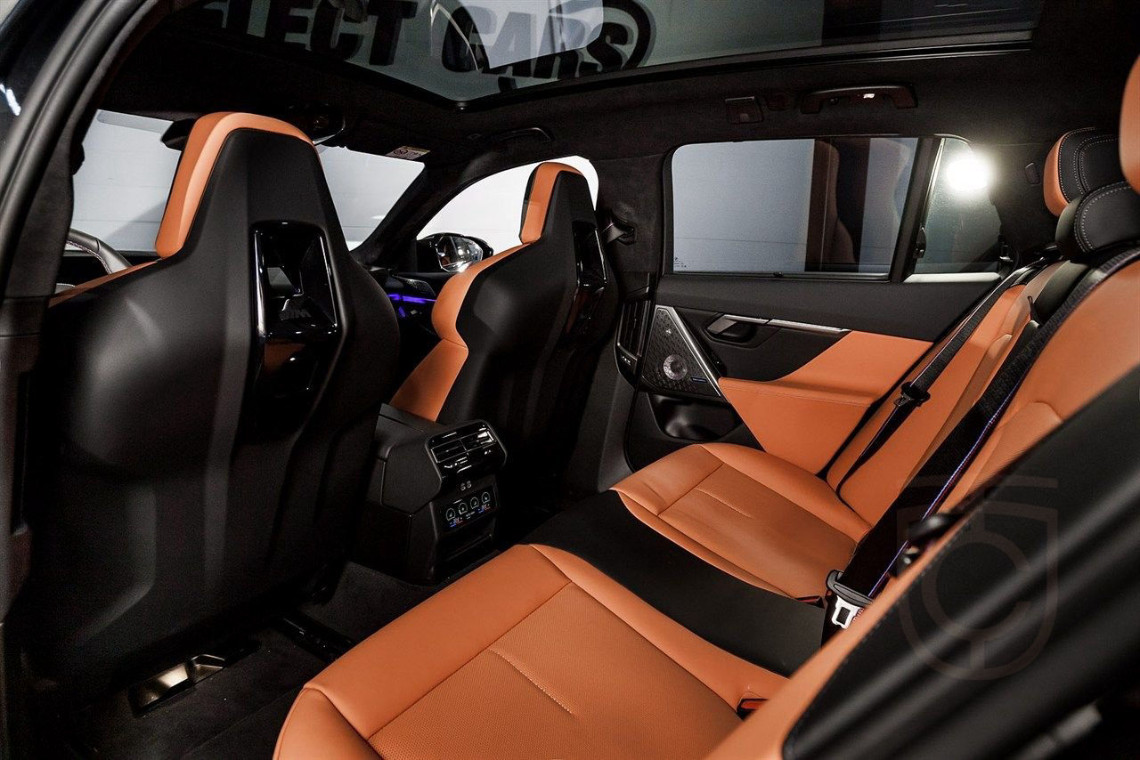BMW M5 Touring Fullutrustad