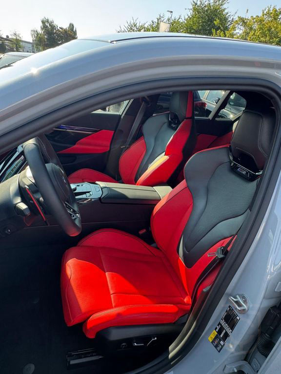 BMW M5 LIMO KEMARIK°GREY/RED°CARBON EXTERIEUR°SITZLF