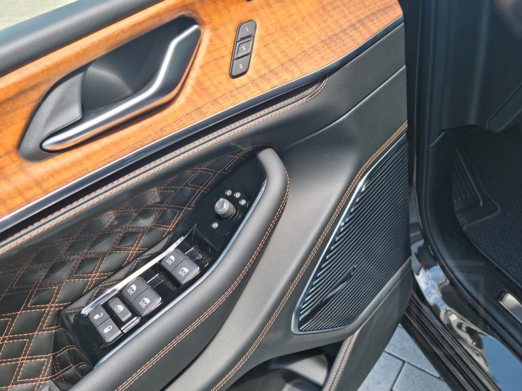 Jeep Grand Cherokee 4xe Summit Reserve dt. Modell