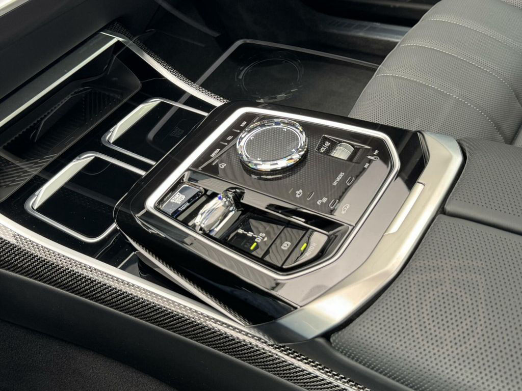 BMW 740 7-serie 740d xDrive M-sport|B&W|21"|Elektr.