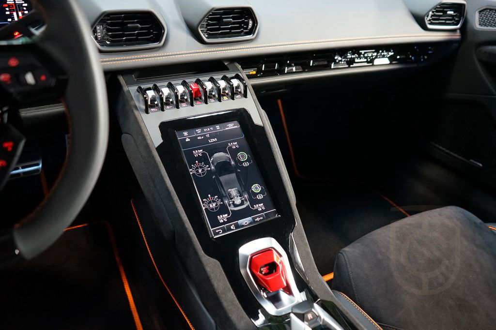 Lamborghini Huracán Tecnica*5.2L V10*RWD*LIFT*265.000€ NETTO