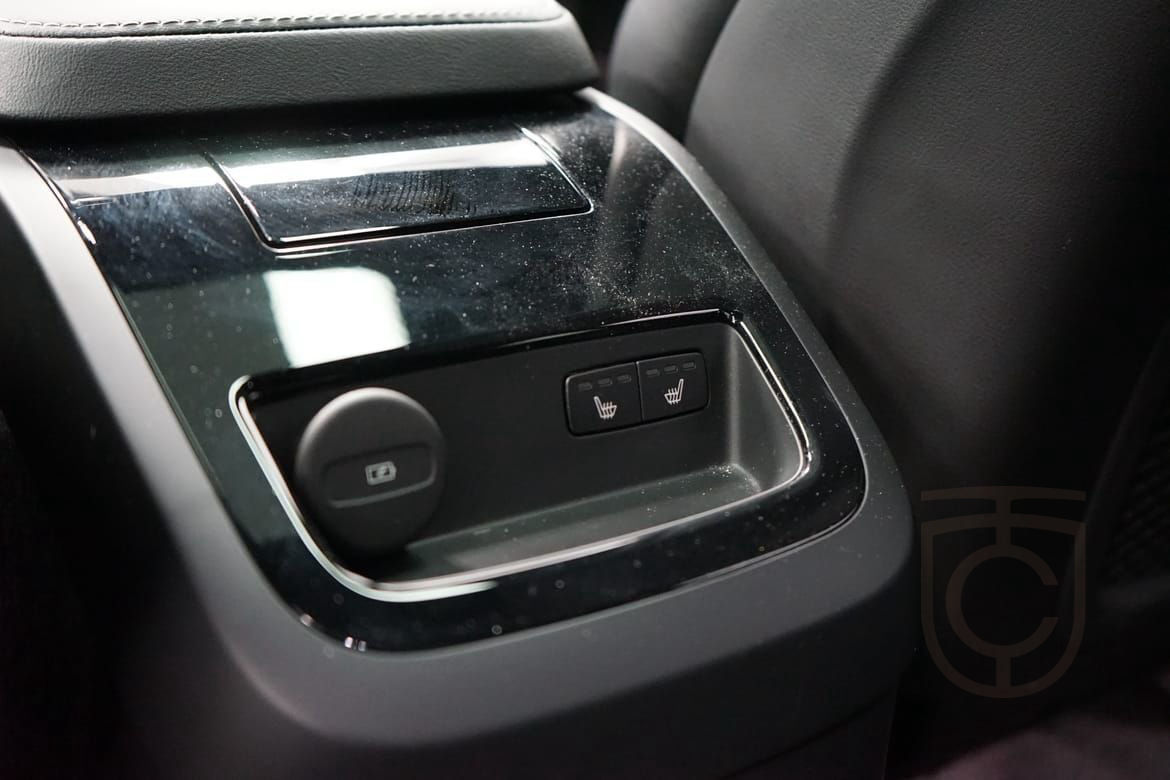 Volvo S90 Recharge T8 Ultimate Dark