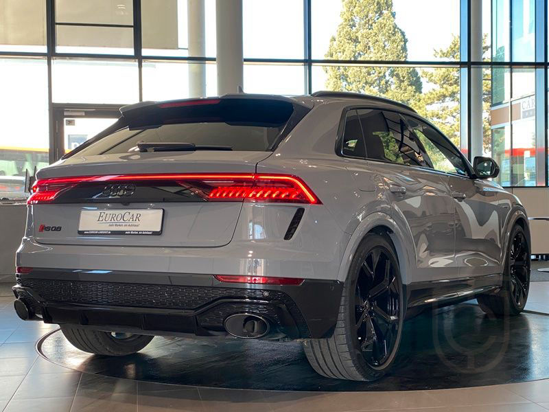 Audi RSQ8 DynamikPlus Pano Sbel B&O HUD AHK RS-Abgas