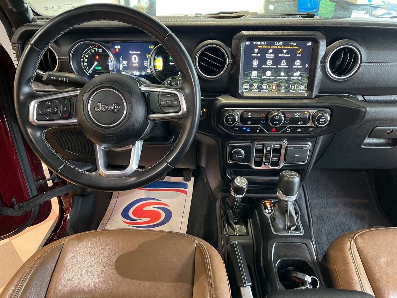 Jeep Wrangler Unlimited Sahara 4xe Plug-In Hybrid