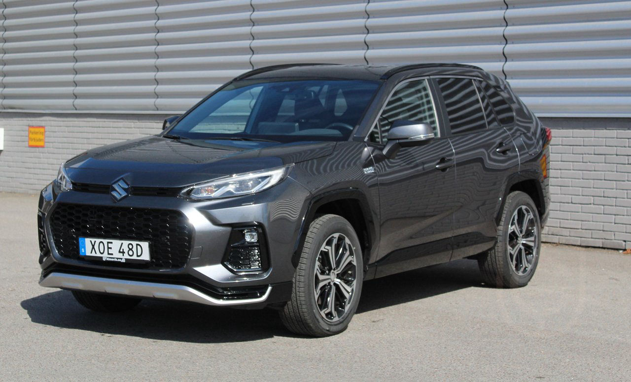 Suzuki Across 2.5 AWD E-CVT Inclusive