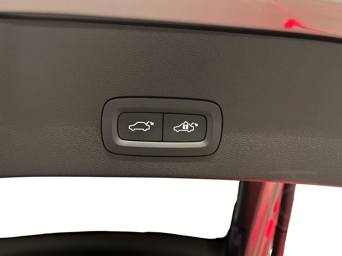 Volvo C40 Recharge Single Motor Extended Range Core