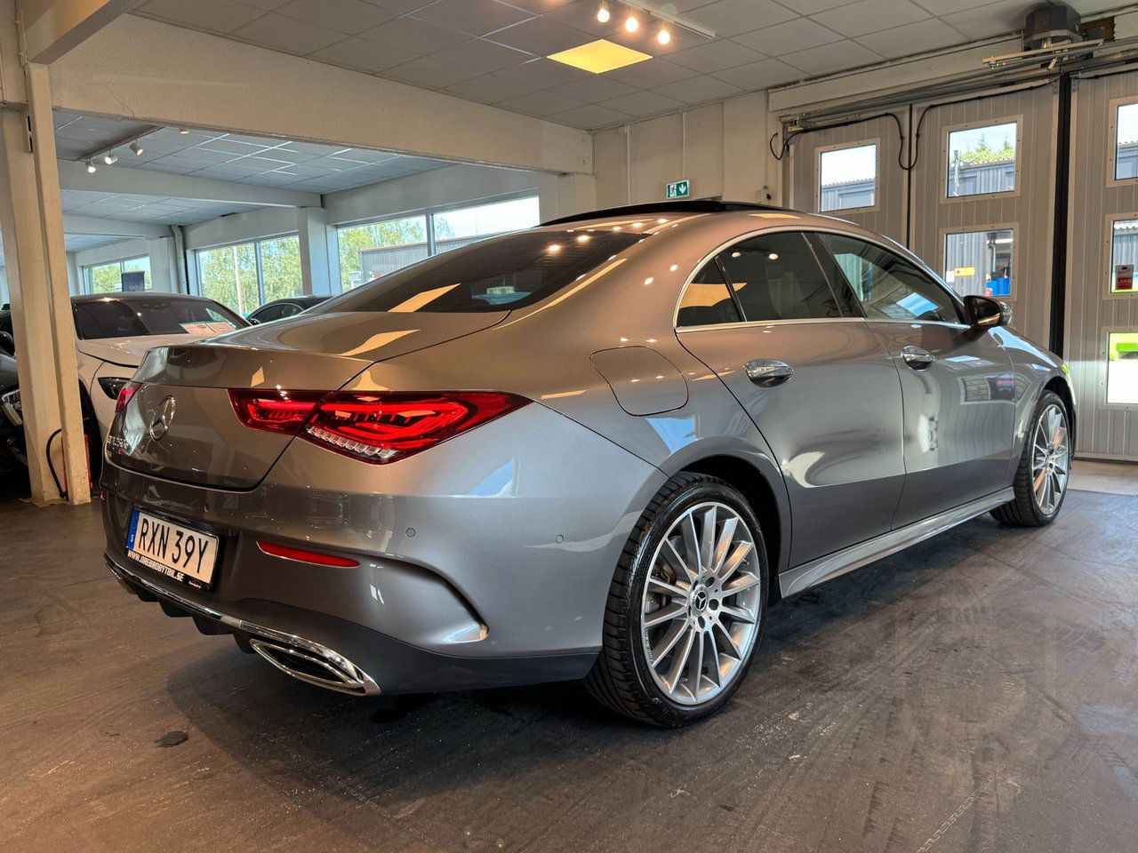 Mercedes-Benz CLA 250 e AMG Pano Burmester Widescreen