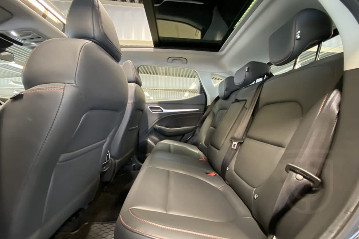 MG ZS EV Long Range Luxury