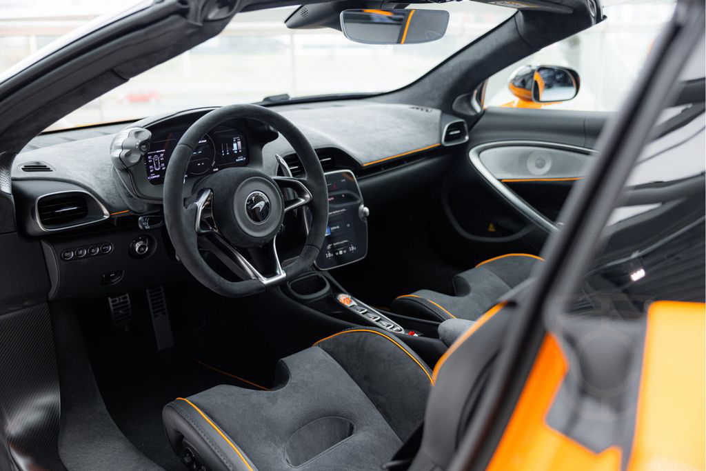 McLaren Artura Spider 3.0 V6 Plug-In | Performance | Car