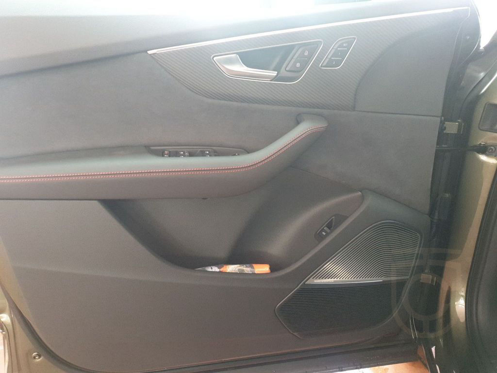 Audi SQ7 SUV TFSI 373 kW exklusive*Matrix-LED*AHK*HUD