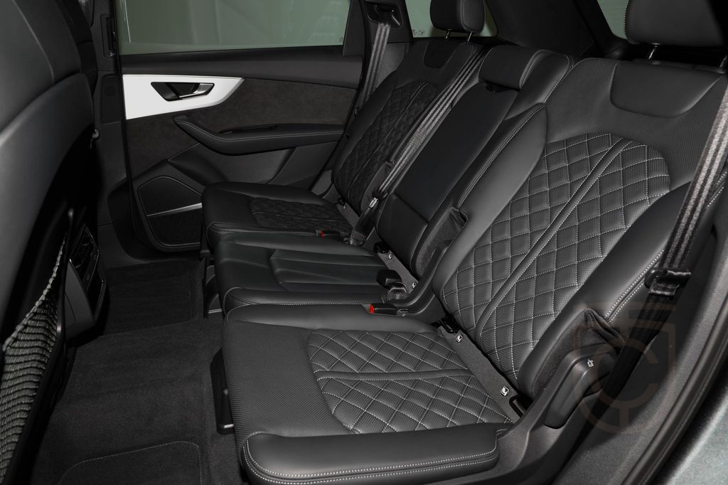 Audi SQ7 4.0 TFSI quattro AHK Stdhz Matrix Pano HUD
