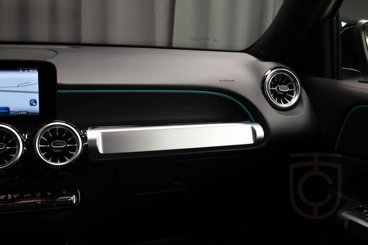 Mercedes-Benz GLB 220 d 4MATIC AMG Premium