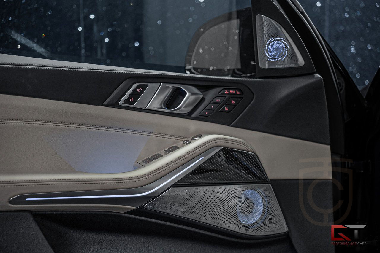 BMW X7 M60i