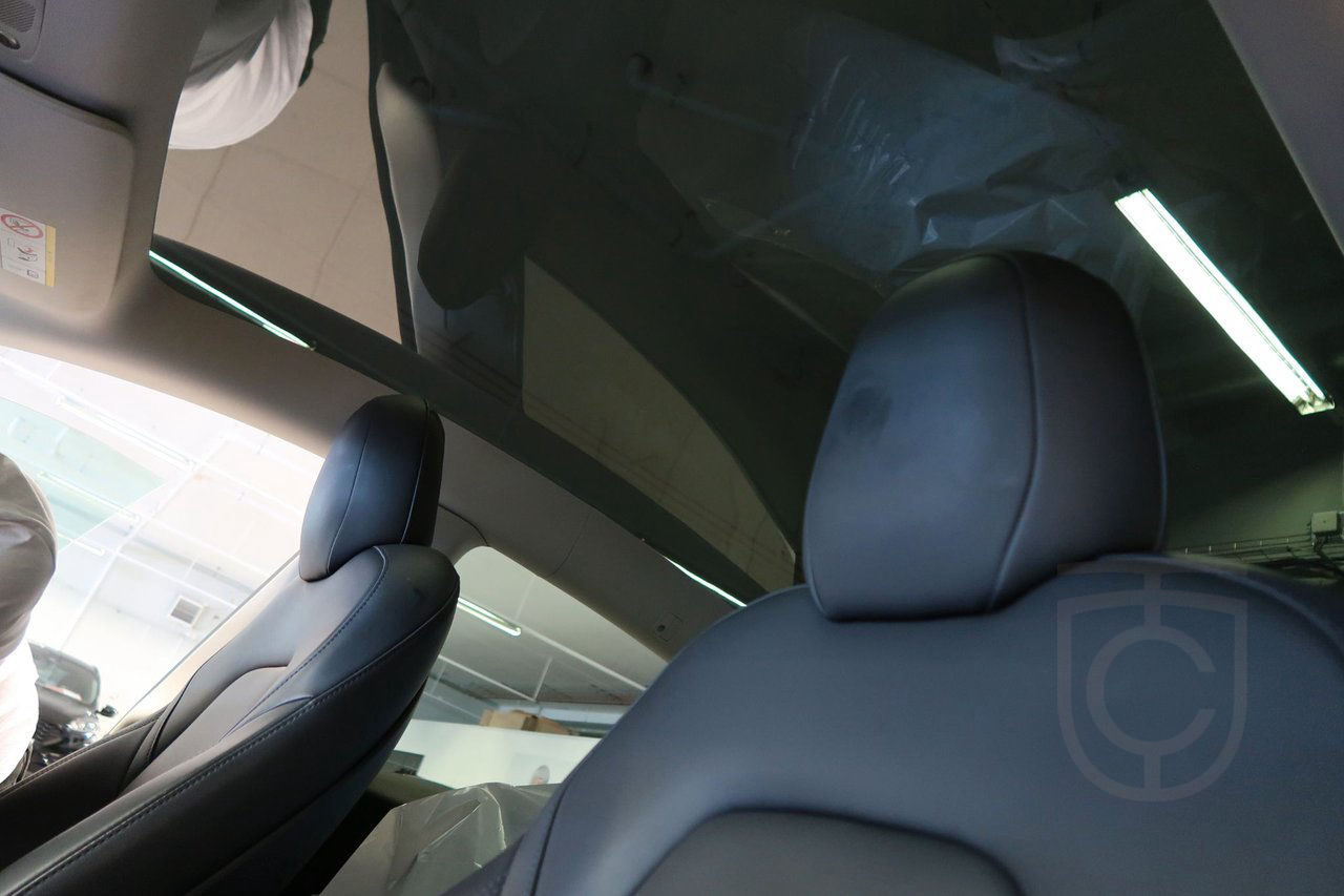 Tesla Model Y Long Range AWD Panorama-Kamera-Navi