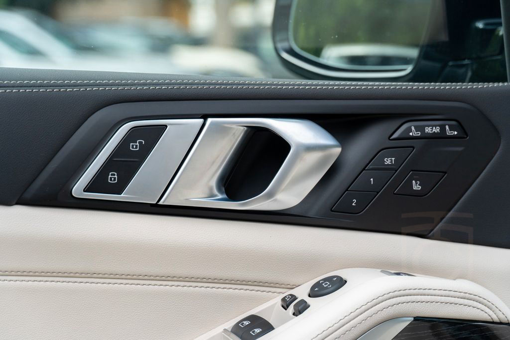 BMW X7 40d M SPORT.SOFTC.LUFTF.PANO.DR.ASS.AHK.5/100