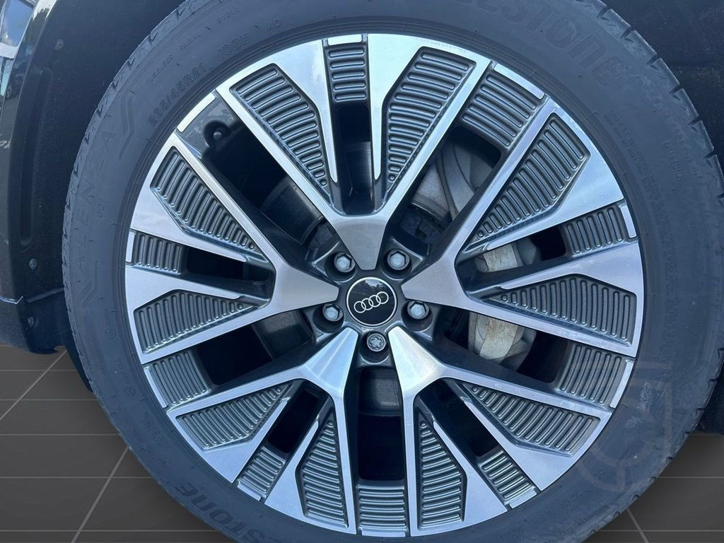 Audi Q8 55 E-TRON QUATTRO S-Line SELECTION