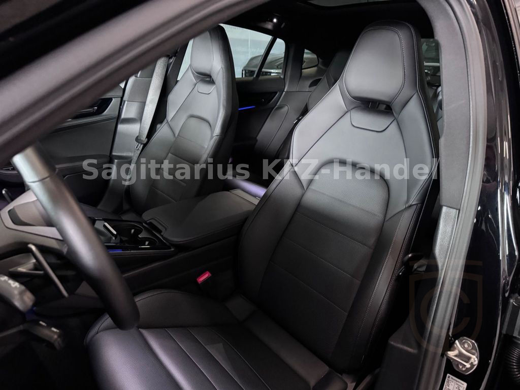 Porsche Panamera 4/InnoD/HUD/3xDisplay/Massage/SAGA/StHz