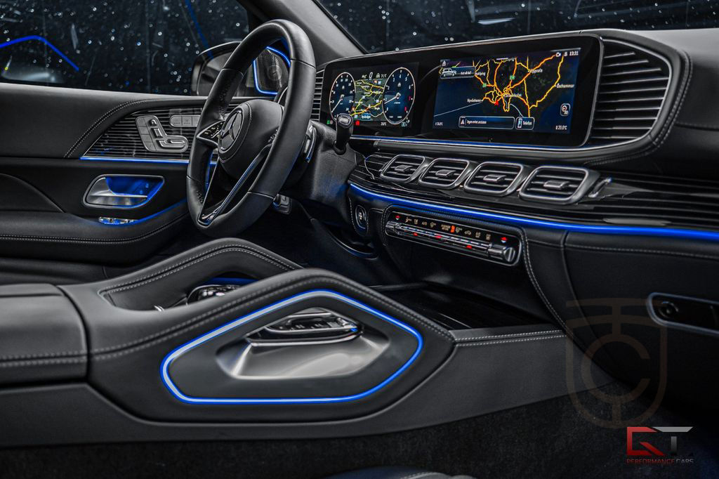 Mercedes-Benz GLS 600 Maybach Two-tone First Class FACELIFT