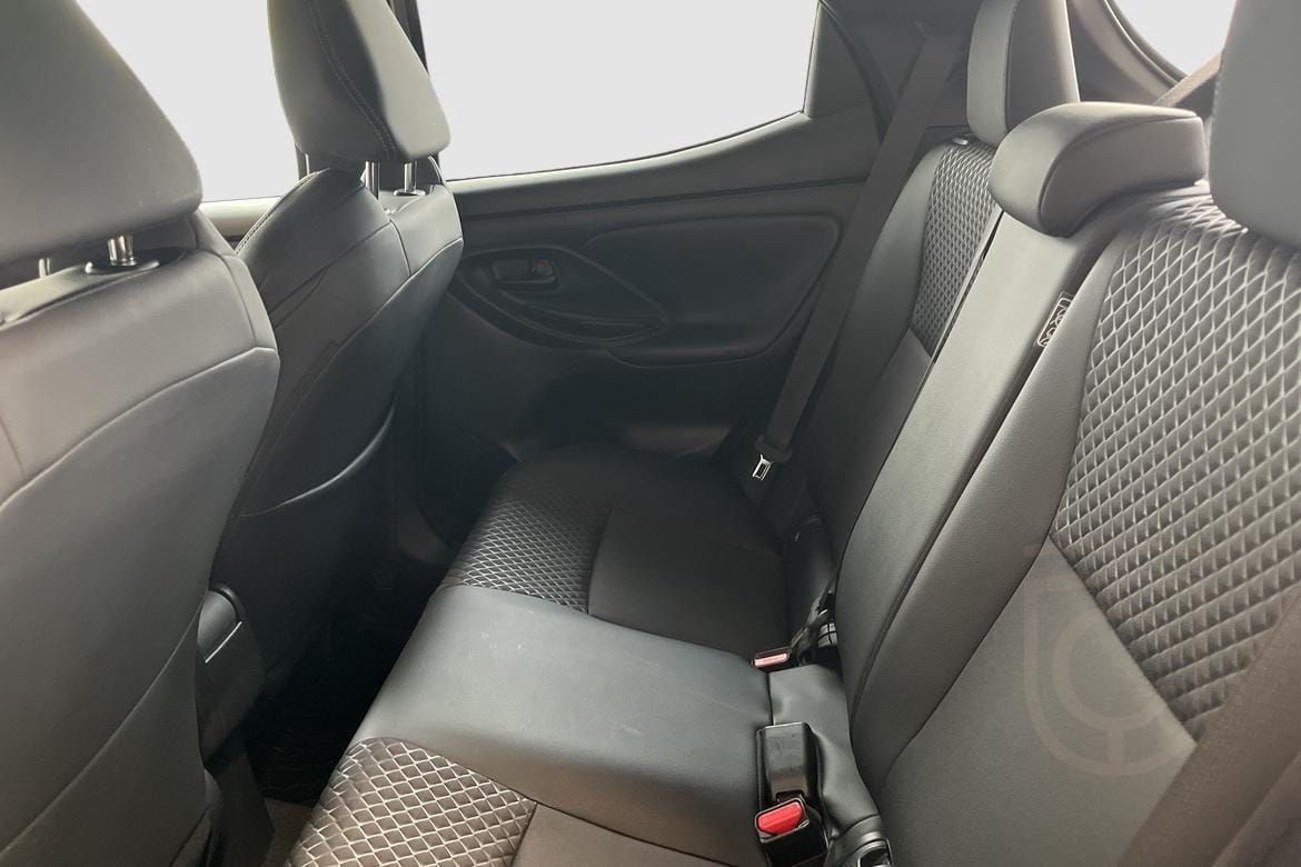 Toyota Yaris Hybrid 1,5 130 5D STYLE