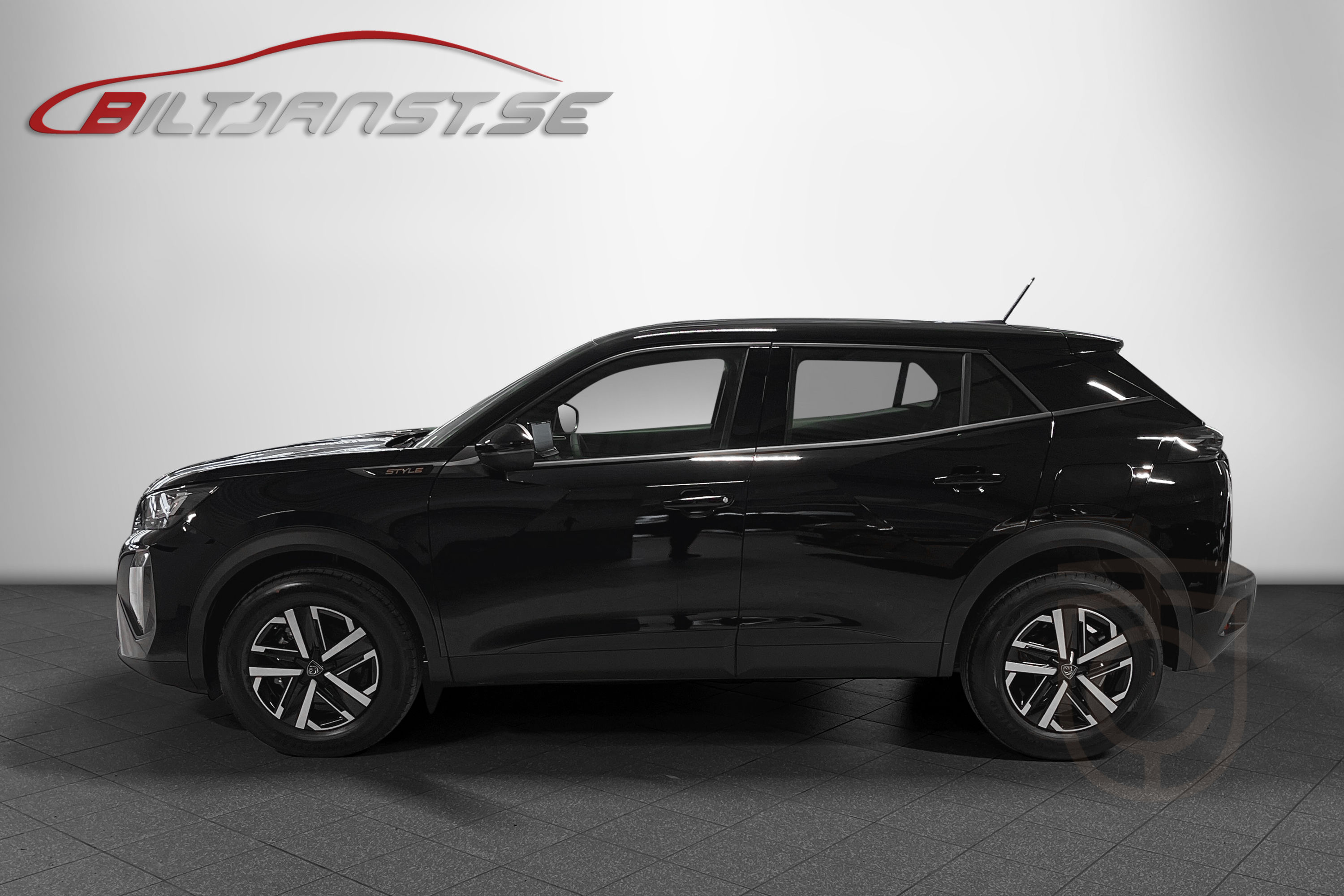 Peugeot 2008 HYBRID 136