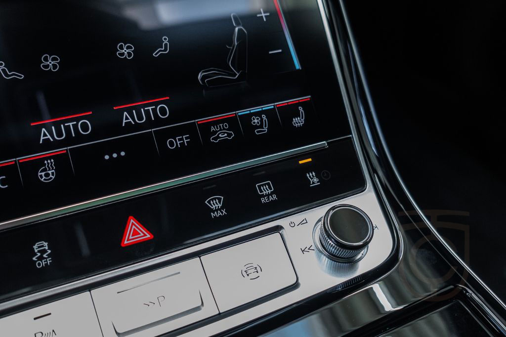 Audi S8 4.0TFSI StdHz*Massage*FondTV*B&O*MATRIX*21"
