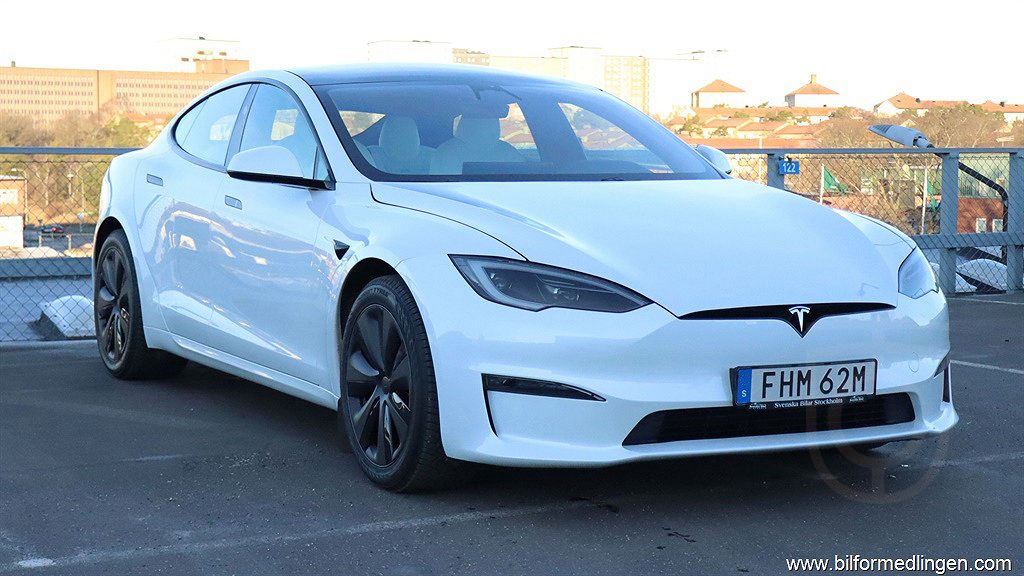 Tesla Model S Dual Motor Long Range AWD Yoke, Pano