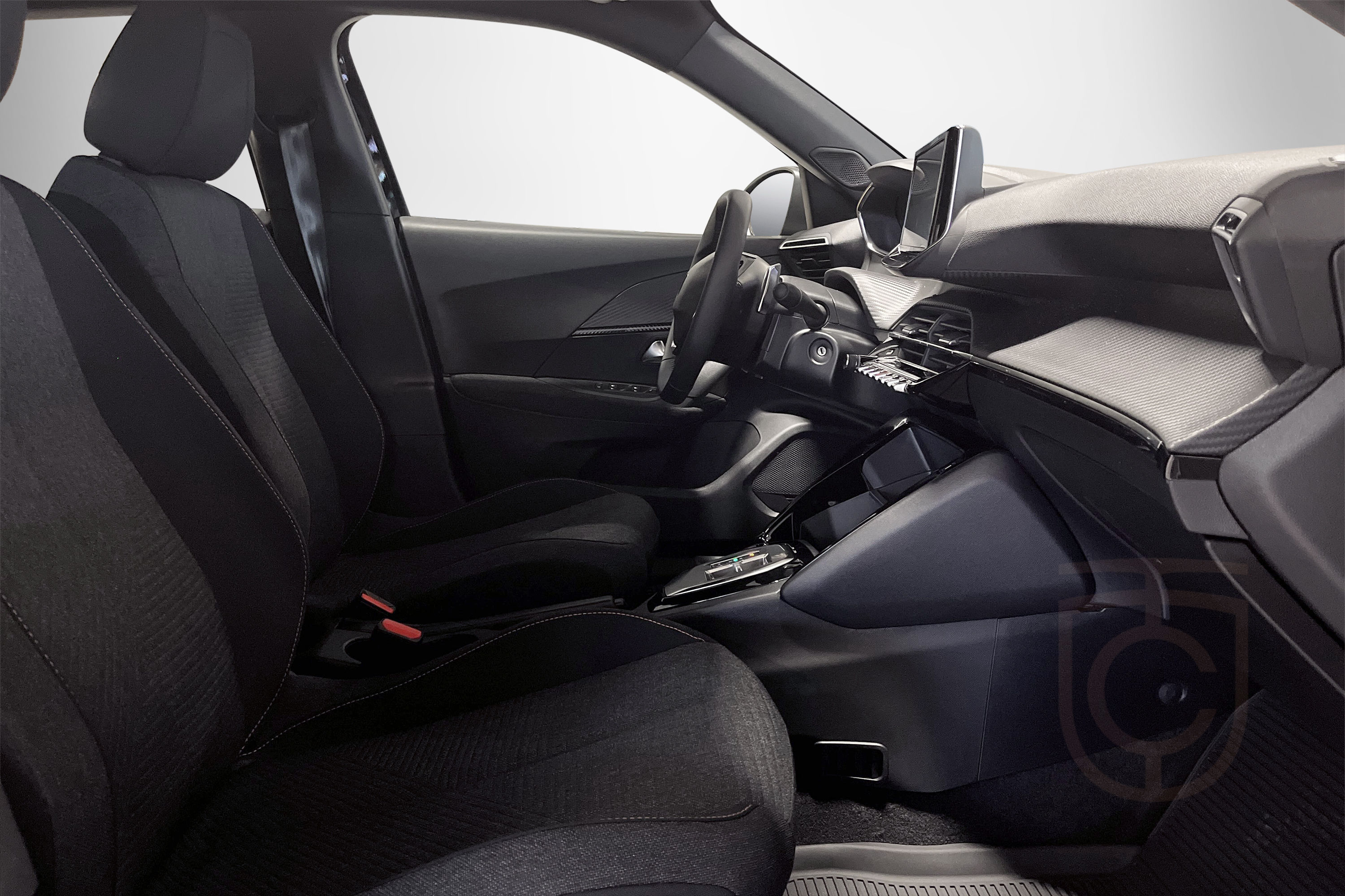Peugeot 2008 HYBRID 136