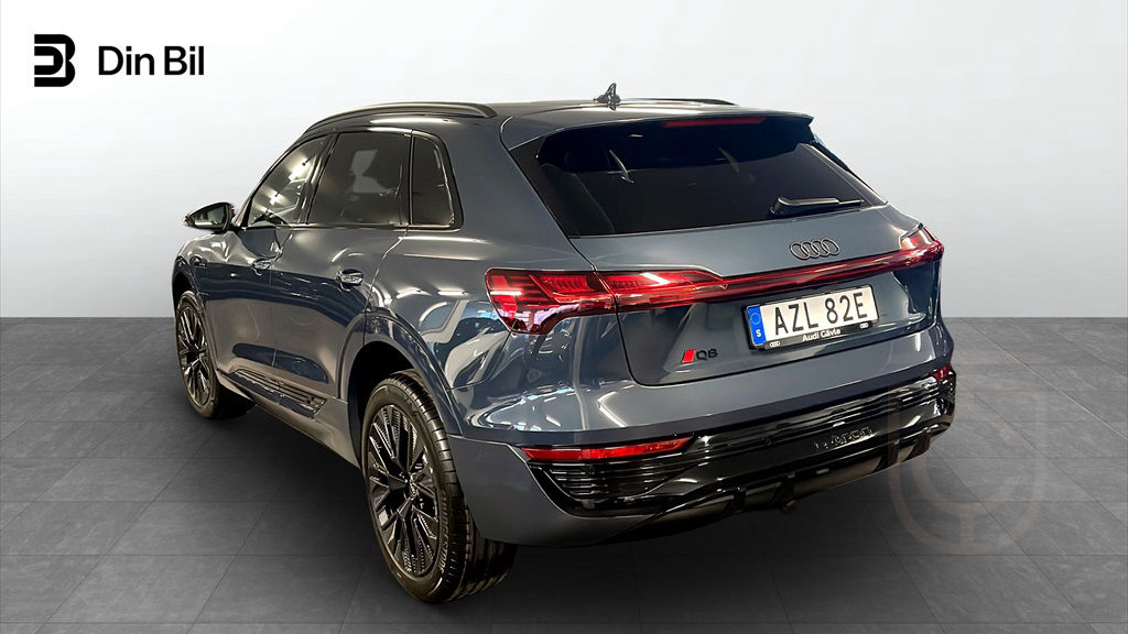 Audi Q8 55 e-tron quattro