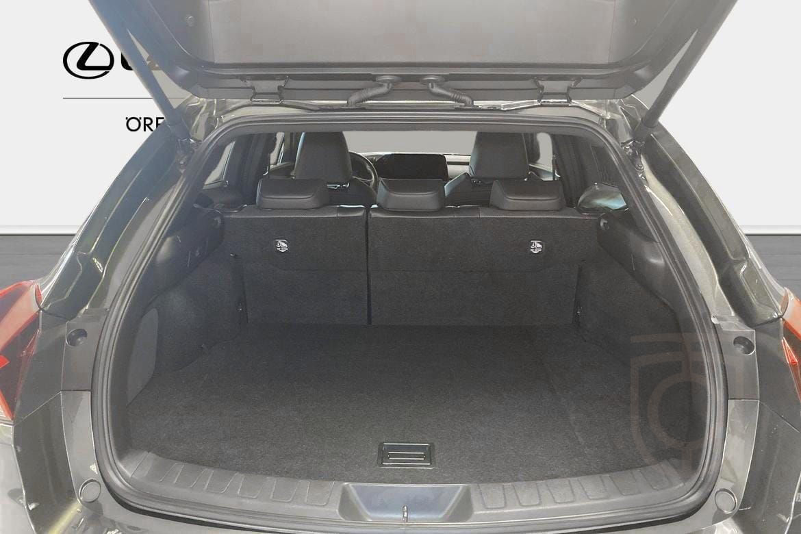 Lexus UX 250h Premium Teknikpaket