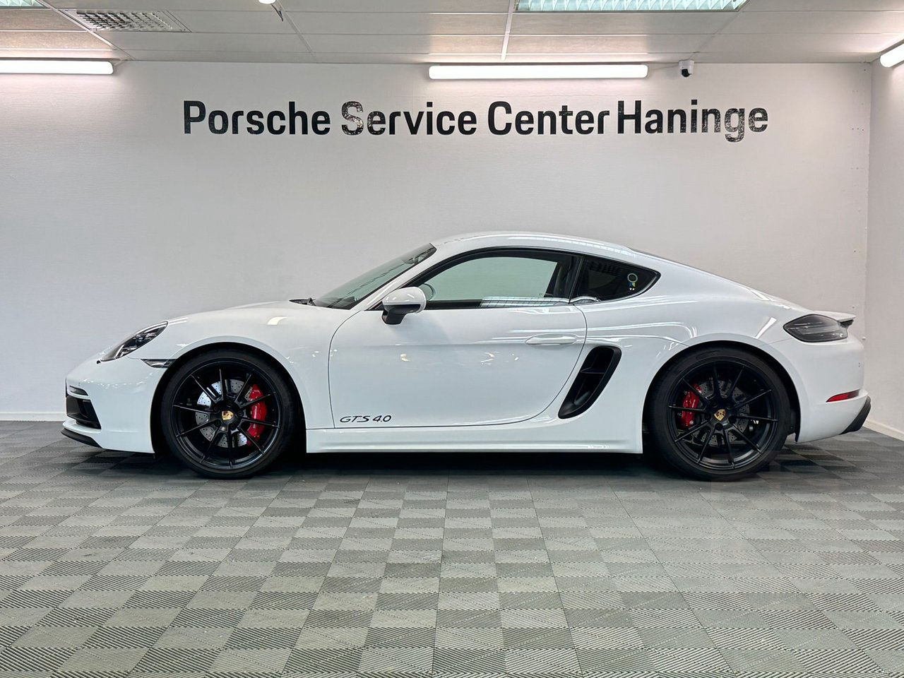 Porsche 718 Cayman GTS 4.0