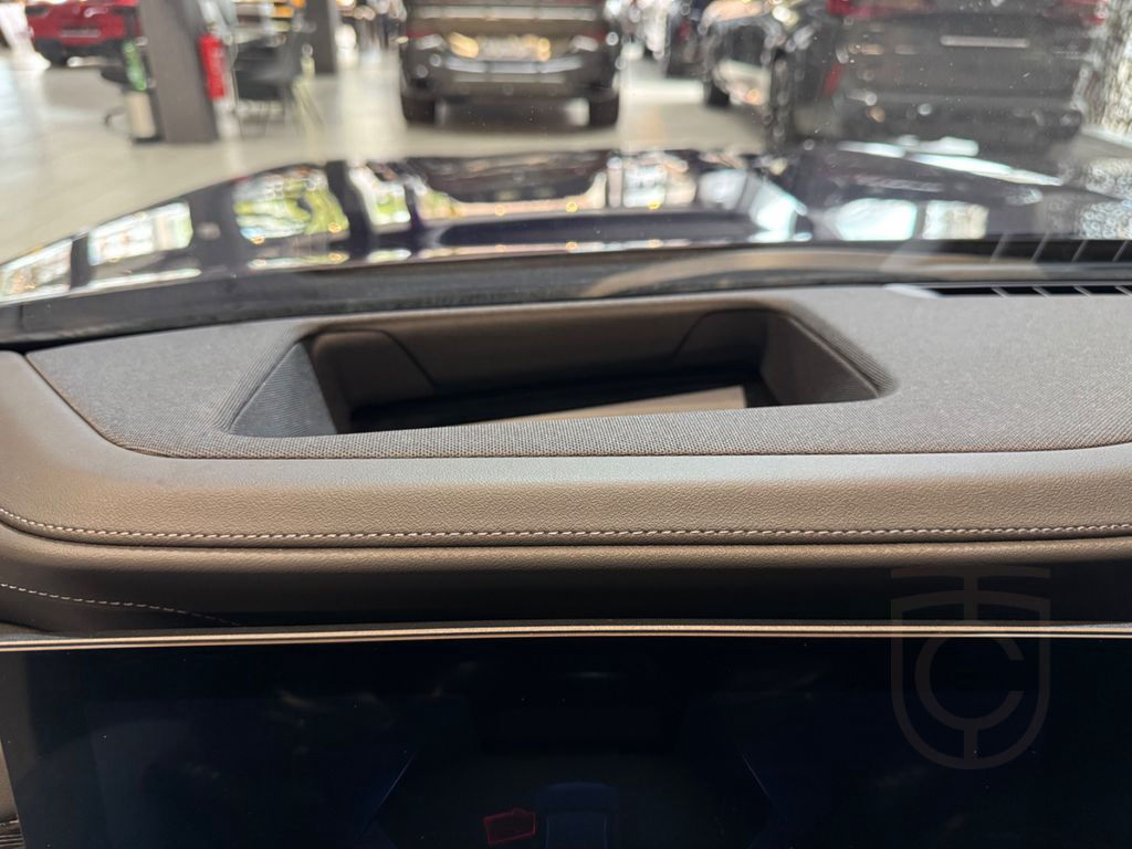 BMW 740d xDrive M Sport~PANO SKY~KAMERA 360~HEAD-UP