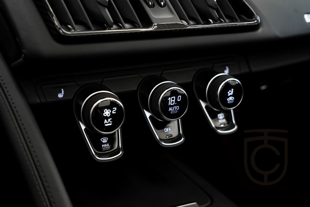 Audi R8 q. Spyder Performance *Carbon *20 *Keramik