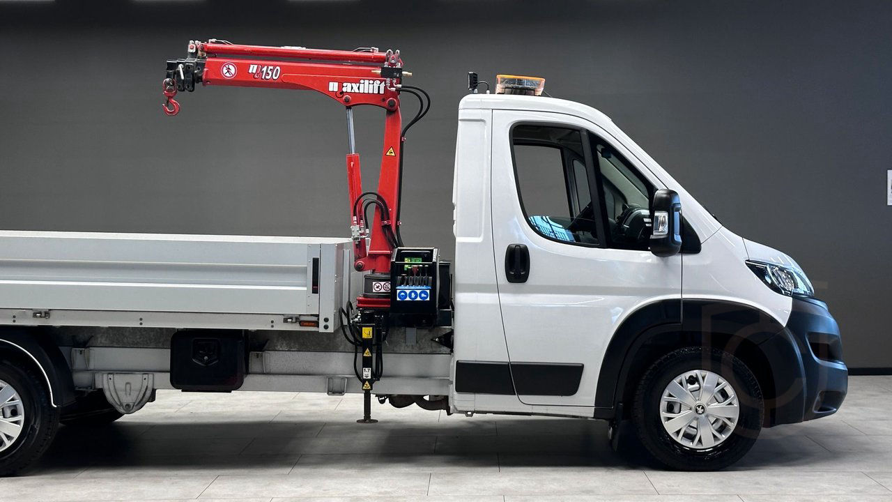 Peugeot Boxer Chassi Cab 335 2.2