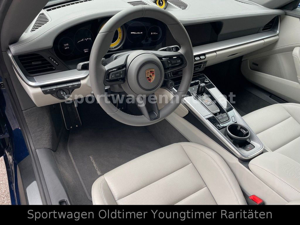 Porsche 911 992 Turbo S Cabrio*Enzianblau*Gold*MWST*