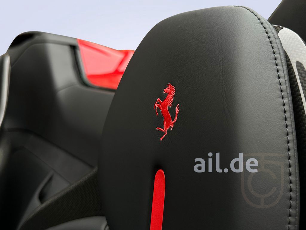Ferrari SF90 Spider Carbon Racing Seats