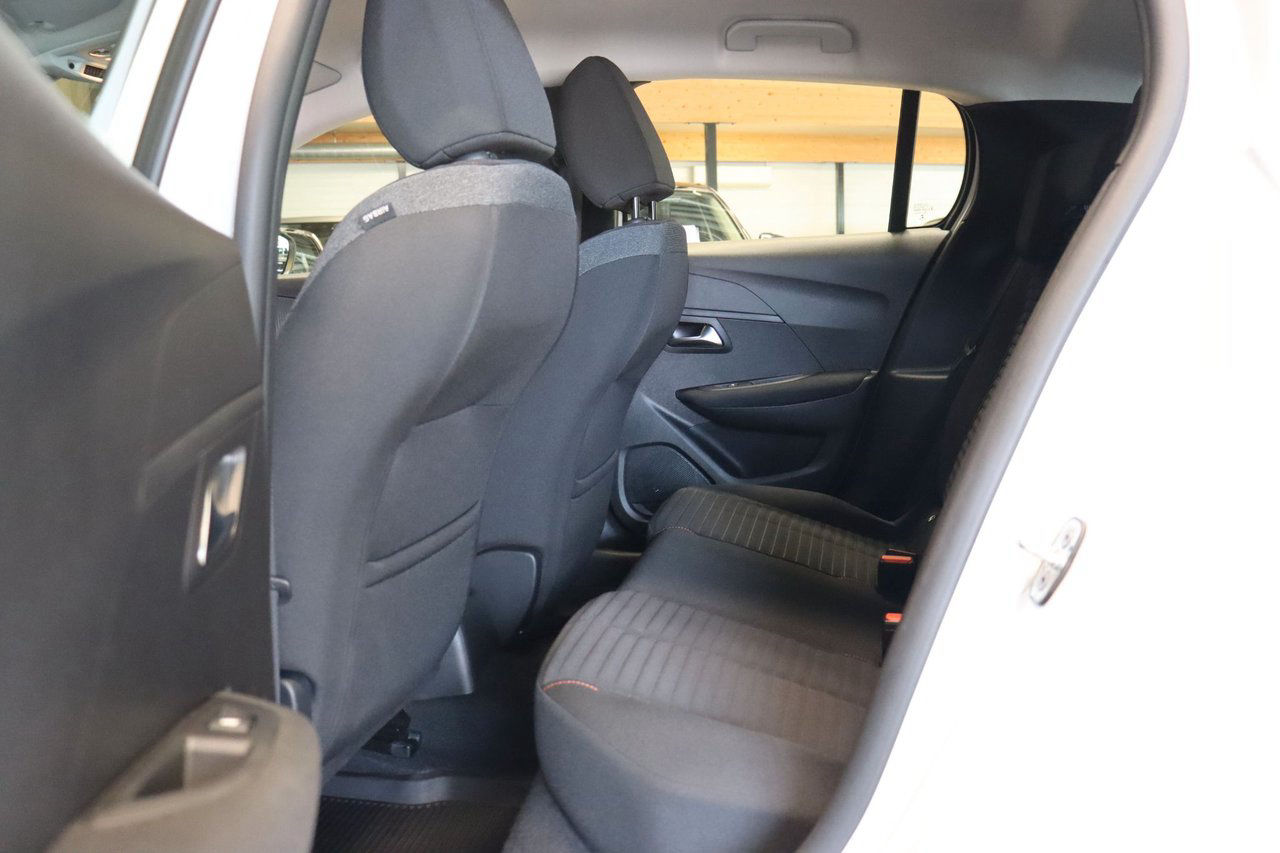 Peugeot 208 1.2 PureTech 100 EAT Active Pack