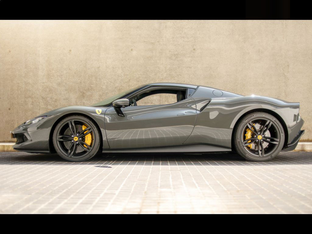 Ferrari 296 GTB LIFT°360°CARPLAY°LEDs°PASSENGER DISPLAY