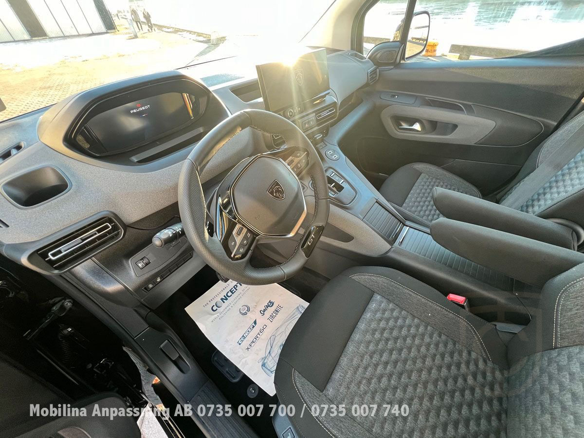 Peugeot Rifter Handikappanpassad Rullstolsbil
