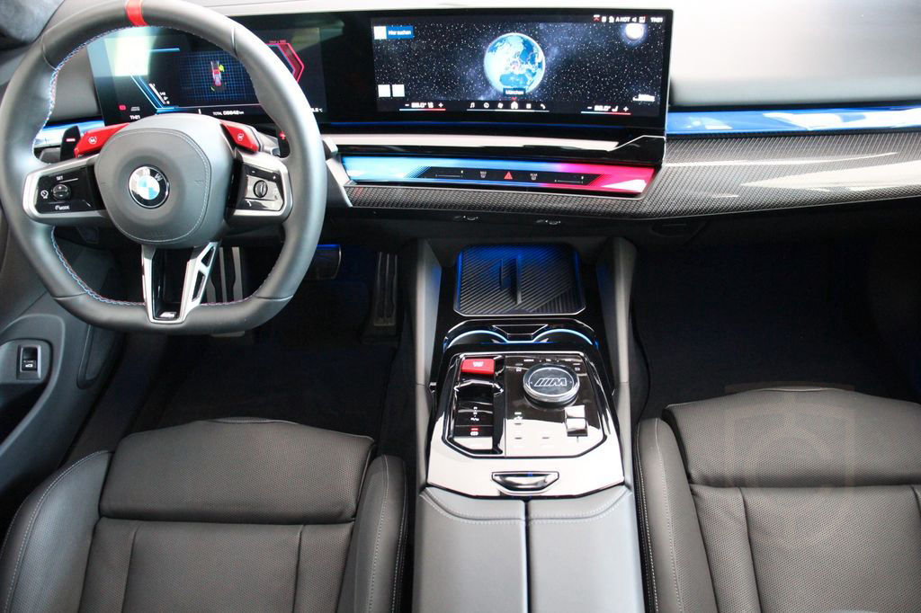 BMW M5 (G90) *A-LED*ACC*360°*LHZ*Ambiente*Memory*SHZ