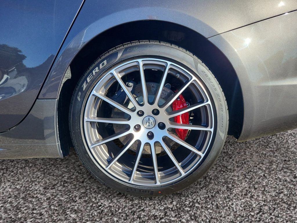 Maserati Ghibli Modena Ultima