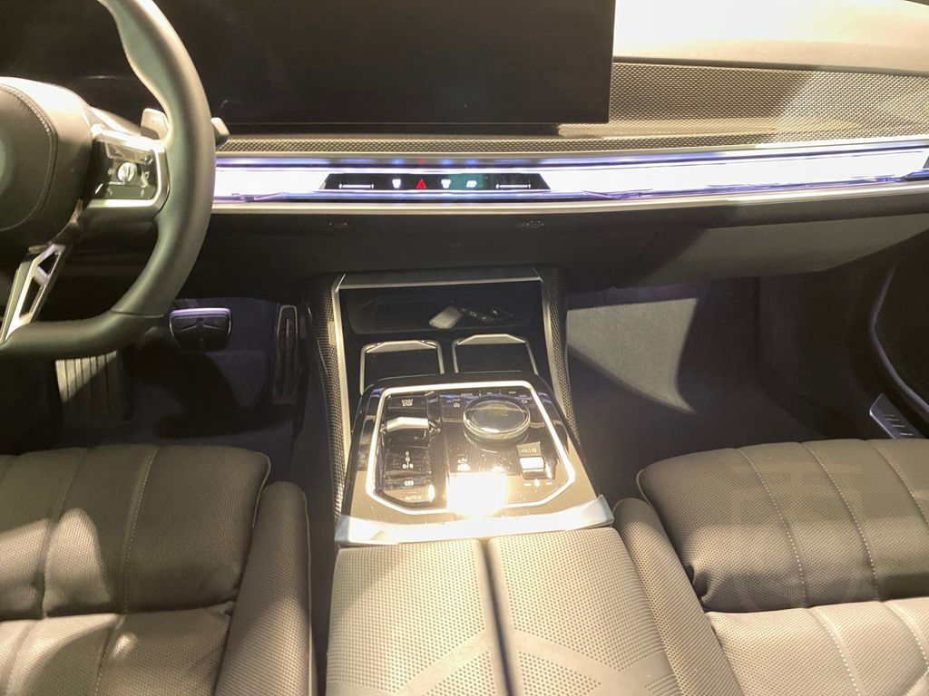 BMW 740d xDrive Limousine