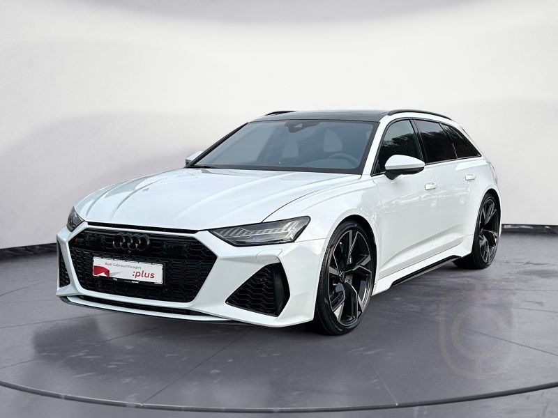 Audi RS6 Avant 4.0 TFSI quattro tiptronic Anhängevor.