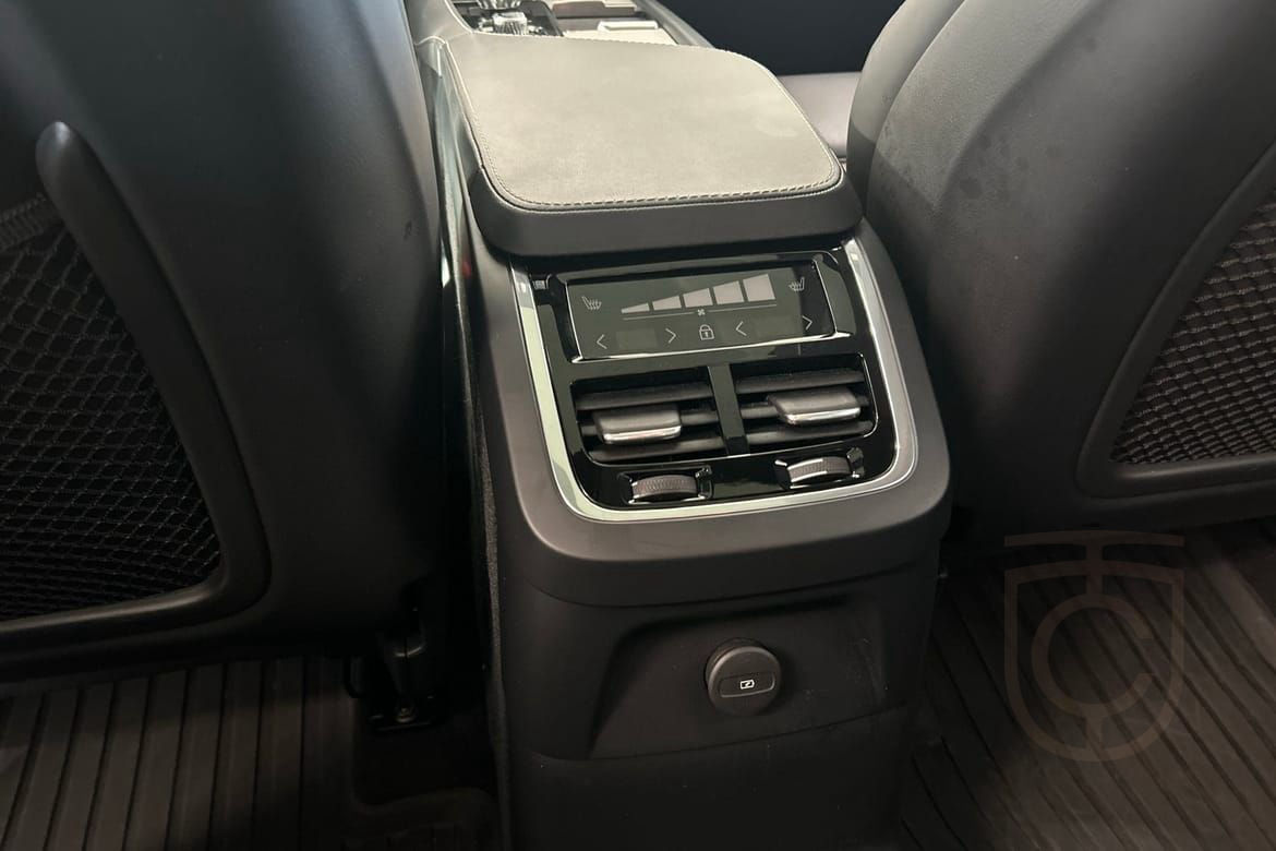 Volvo XC90 7