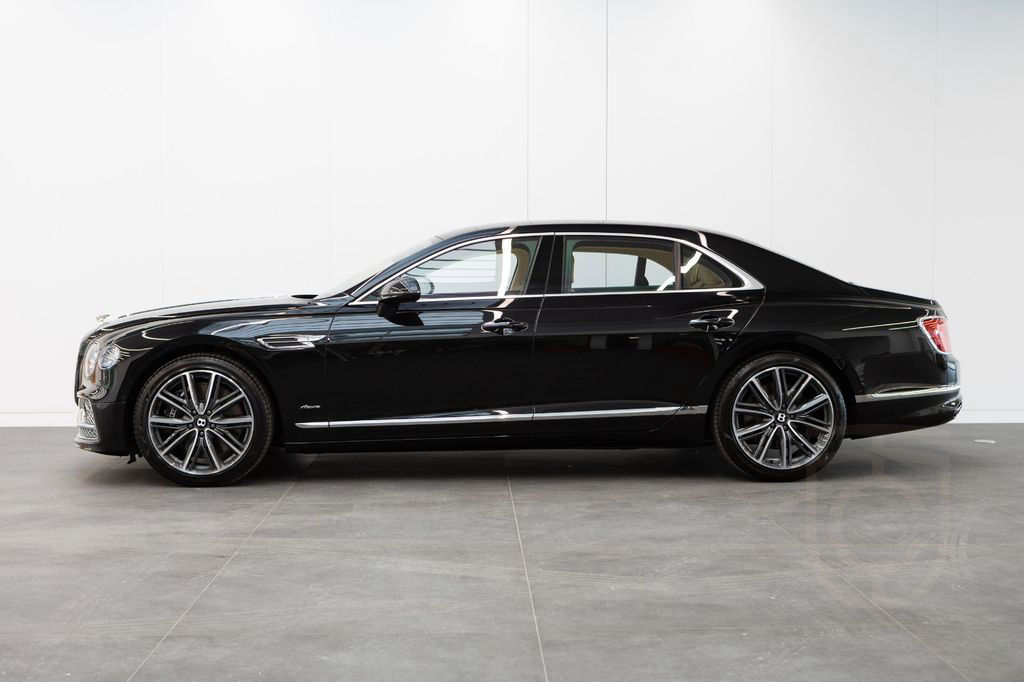 Bentley Flying Spur Azure V8