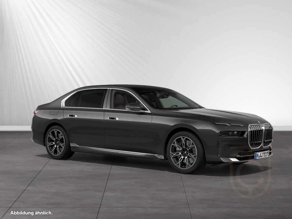 BMW 750e xDrive Allrad|PanoSkyLounge|Bowers&Wilkins